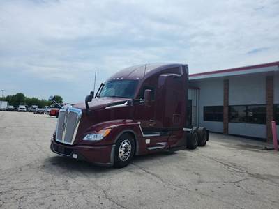 Kenworth T680 Sleeper Semi Truck - 76" Raised Roof Sleeper, Paccar 455HP, 12 Speed Automatic