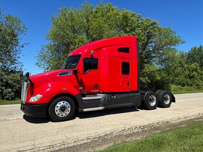 Kenworth T680 Sleeper Semi Truck - 76" Raised Roof Sleeper, Cummins 450HP, 12 Speed Automatic