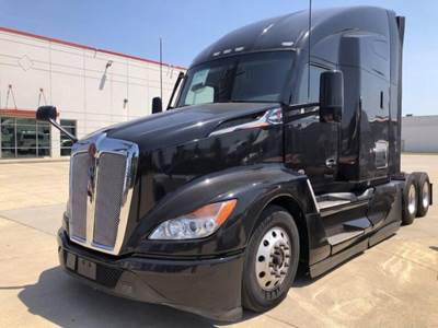 Kenworth T680 Sleeper Semi Truck - 80" Raised Roof Sleeper, Cummins 450HP, 12 Speed Automatic