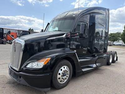 Kenworth T680 Sleeper Semi Truck - 76" Raised Roof Sleeper, Cummins 450HP, 12 Speed Automatic