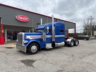 Peterbilt 389 Sleeper Semi Truck - 70" Raised Roof Sleeper, Cummins 525HP