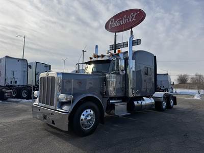Peterbilt 389 Sleeper Semi Truck - 70" Mid Roof Sleeper, Cummins 605HP, Manual