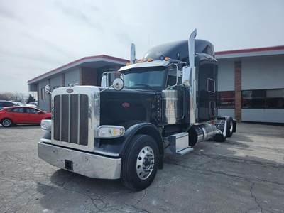 Peterbilt 389 Sleeper Semi Truck - 70" Raised Roof Sleeper, Cummins 450HP, Automatic