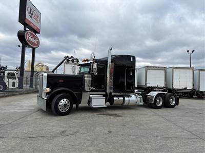 Peterbilt 389 Sleeper Semi Truck - 72" Raised Roof Sleeper, Paccar 510HP, Manual