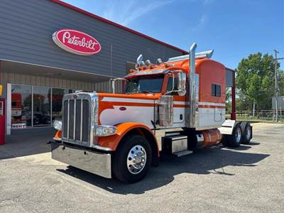Peterbilt 389 Sleeper Semi Truck - 70" Raised Roof Sleeper, Paccar 510HP, Manual