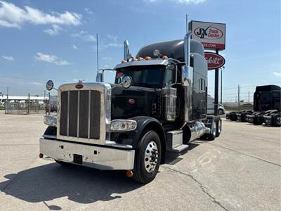 Peterbilt 389 Sleeper Semi Truck - 70" Raised Roof Sleeper, Cummins 450HP, Automatic
