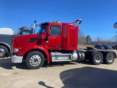 Peterbilt 567 Sleeper Semi Truck - 44" Flat Top Sleeper, Paccar 455HP, Manual