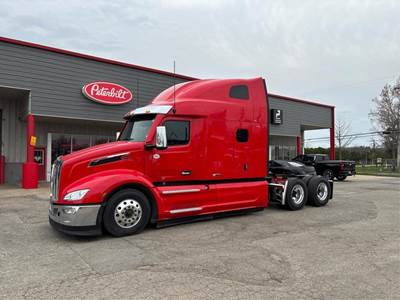 Peterbilt 579 Sleeper Semi Truck - 80" Raised Roof Sleeper, Cummins 500HP, Amt
