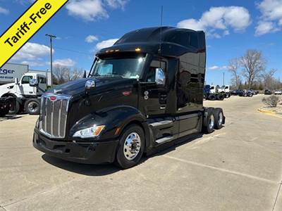 Peterbilt 579 Sleeper Semi Truck - 80" Ultraloft, Cummins 500HP, 12 Spd Speed