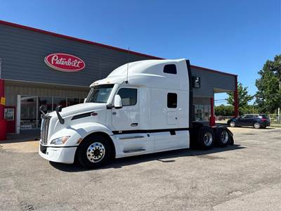 Peterbilt 579 Sleeper Semi Truck - 80" Raised Roof Sleeper, Cummins 450HP, Automatic