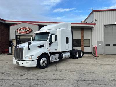 Peterbilt 579 Sleeper Semi Truck - 72" Raised Roof Sleeper, Paccar 455HP