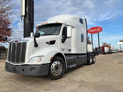 Peterbilt 579 Sleeper Semi Truck - 80" Raised Roof Sleeper, Paccar 455HP, Automatic