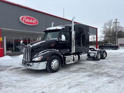 Peterbilt 579 Sleeper Semi Truck - 72" Raised Roof Sleeper, Paccar 510HP, Manual