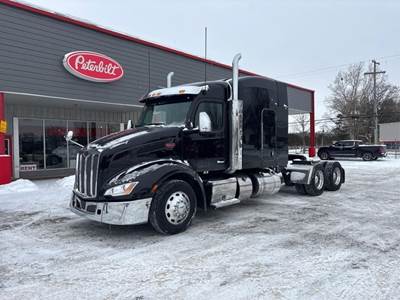 Peterbilt 579 Sleeper Semi Truck - 72" Raised Roof Sleeper, Paccar 510HP, Manual