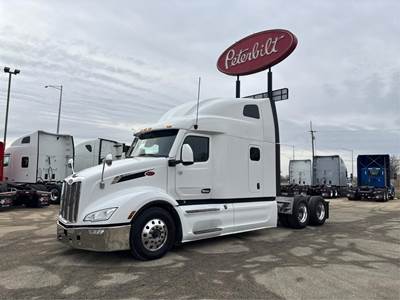 Peterbilt 579 Sleeper Semi Truck - 80" Raised Roof Sleeper, Cummins 450HP, Automatic