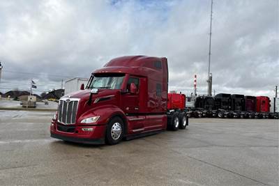 Peterbilt 579 Sleeper Semi Truck - 80" Raised Roof Sleeper, Paccar 455HP, Manual