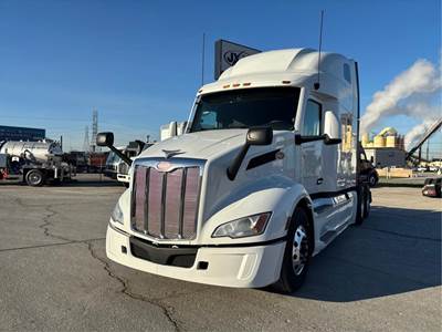 Peterbilt 579 Sleeper Semi Truck - 80" Raised Roof Sleeper, Cummins 450HP, Automatic