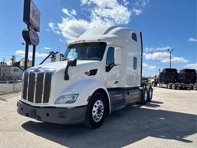 Peterbilt 579 Sleeper Semi Truck - 80" Raised Roof Sleeper, Cummins 450HP, Automatic