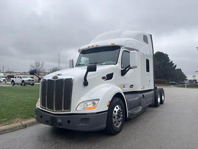 Peterbilt 579 Sleeper Semi Truck - 80" Raised Roof Sleeper, Cummins 450HP, Automatic