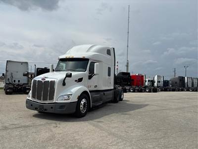 Peterbilt 579 Sleeper Semi Truck - 80" Raised Roof Sleeper, Cummins 450HP, Automatic