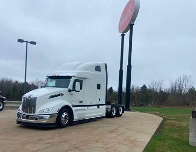 Peterbilt 579 Sleeper Semi Truck - 80" Raised Roof Sleeper, Cummins 500HP, Amt