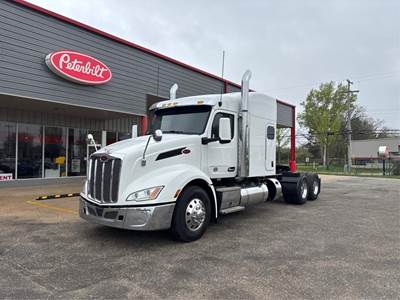 Peterbilt 579 Sleeper Semi Truck - 80" Mid Roof Sleeper, Paccar 455HP, Automatic