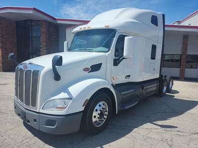 Peterbilt 579 Sleeper Semi Truck - 80" Raised Roof Sleeper, Cummins 450HP, Automatic