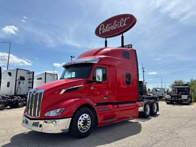 Peterbilt 579 Sleeper Semi Truck - Paccar 380HP