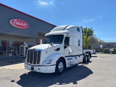 Peterbilt 579 Sleeper Semi Truck - 80" Raised Roof Sleeper, Cummins 450HP, Automatic