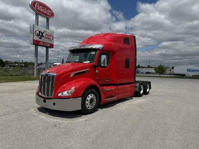 Peterbilt 579 Sleeper Semi Truck - Paccar 380HP