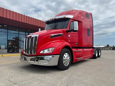 Peterbilt 579 Sleeper Semi Truck - Paccar 380HP