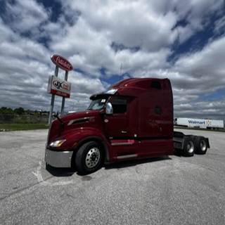 Peterbilt 579 Sleeper Semi Truck - 80" Raised Roof Sleeper, Paccar 455HP, 12 Speed Automatic