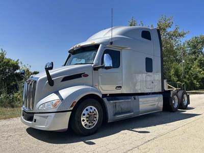 Peterbilt 579 Sleeper Semi Truck - 80" Raised Roof Sleeper, Paccar 455HP, 12 Speed Automatic