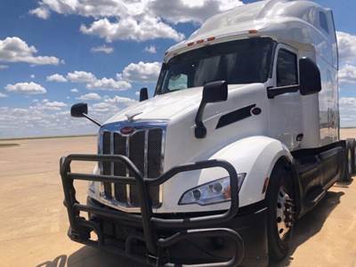 Peterbilt 579 Sleeper Semi Truck - 80" Raised Roof Sleeper, Paccar 455HP, 12 Speed Automatic