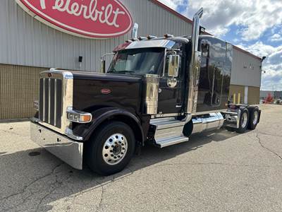 Peterbilt 589 Sleeper Semi Truck - 80" Raised Roof Sleeper, Cummins 565HP, Manual