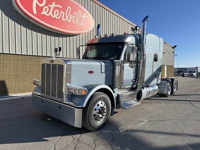 Peterbilt 589 Sleeper Semi Truck - 80" Raised Roof Sleeper, Cummins 565HP, 18 Spd Speed