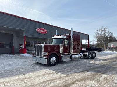 Peterbilt 589 Sleeper Semi Truck - 72" Raised Roof Sleeper, Cummins 565HP, Manual