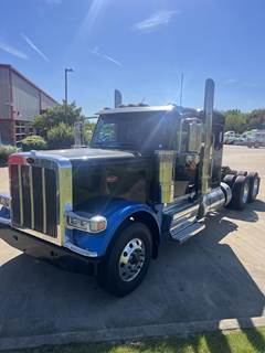 Peterbilt 589 Sleeper Semi Truck - 44" Flat Top Sleeper, Cummins 565HP, 18 Speed Manual