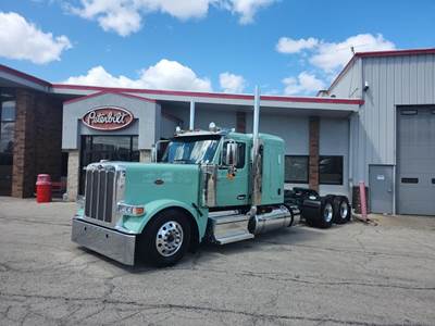 Peterbilt 589 Sleeper Semi Truck - 58" Mid Roof Sleeper, Cummins 565HP, 18 Speed Manual