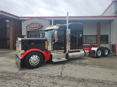 Peterbilt 589 Sleeper Semi Truck - 72" Mid Roof Sleeper, Cummins 565HP, 18 Spd Speed