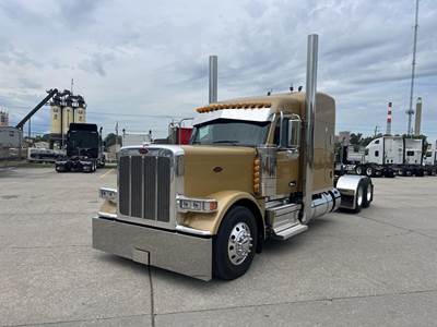Peterbilt 589 Sleeper Semi Truck - 80" Raised Roof Sleeper, Cummins 565HP, Manual