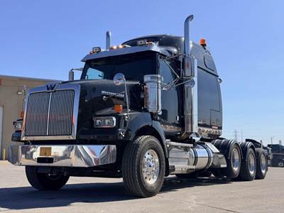Western Star 4900 Tri Axle Sleeper Semi Truck - 70" Mid Roof Sleeper, Detroit 600HP, Automatic
