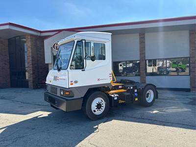 Ottawa T2 Yard Spotter Truck - Cummins, 200HP, Automatic
