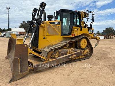 Caterpillar D6T Dozer