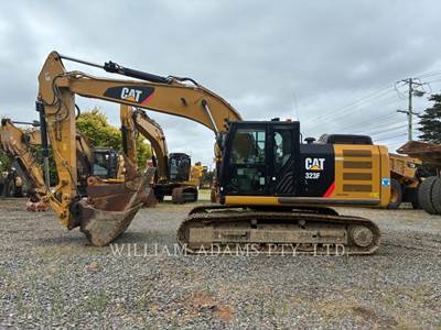 Caterpillar 323FL Excavator
