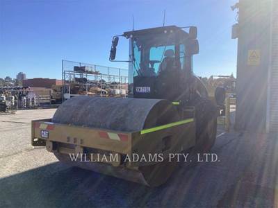 Caterpillar CS56B Smooth Drum Roller Compactor