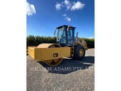 Caterpillar CS76B Smooth Drum Roller Compactor