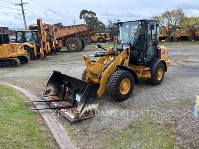 Caterpillar 907 Wheel Loader