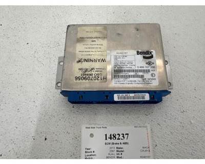 Bendix K040157 ABS Control Module for a Mack CXU613