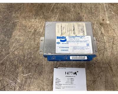 Bendix K133804R000 ABS Control Module for a Mack CXU612